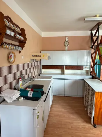 Prodej rodinného domu, Jesenec, 140 m2