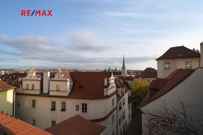 Pronájem bytu 2+kk, Praha - Malá Strana, Sněmovní, 80 m2