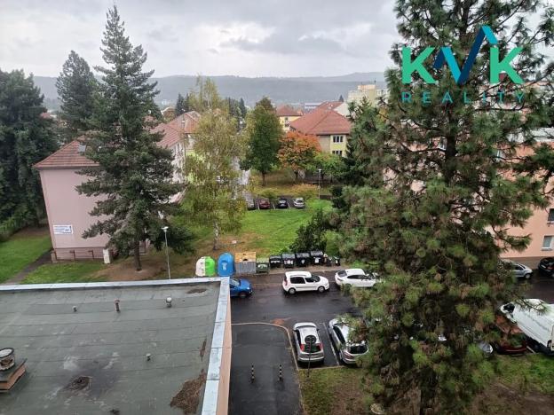 Pronájem bytu 1+kk, Karlovy Vary, Fibichova, 18 m2