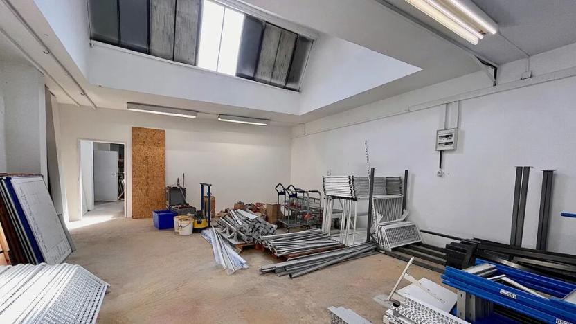 Prodej skladu, Brno, Kaštanová, 1806 m2