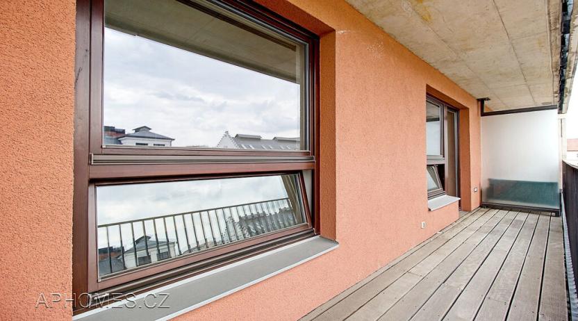 Pronájem bytu 2+kk, Praha - Holešovice, U Uranie, 70 m2