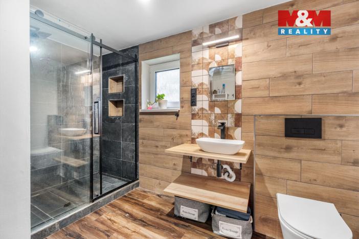 Prodej rodinného domu, Děčín - Děčín XXVIII-Folknáře, 231 m2