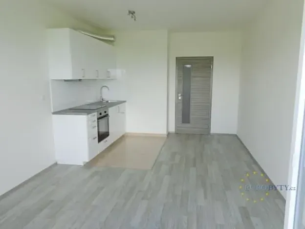 Pronájem bytu 1+kk, Praha - Letňany, Kadečkové, 35 m2