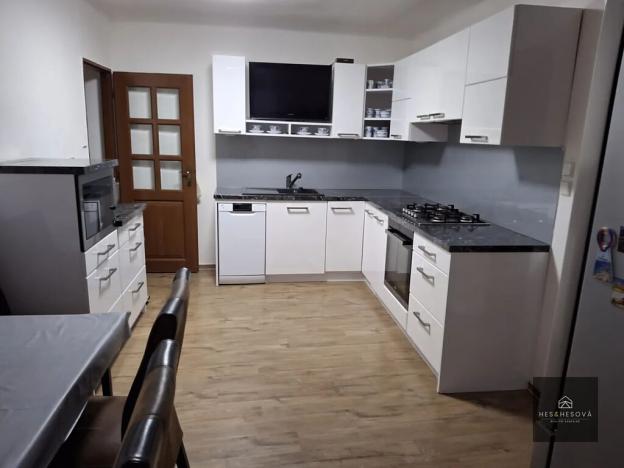Prodej rodinného domu, Vysoký Újezd, Tyršova náves, 220 m2