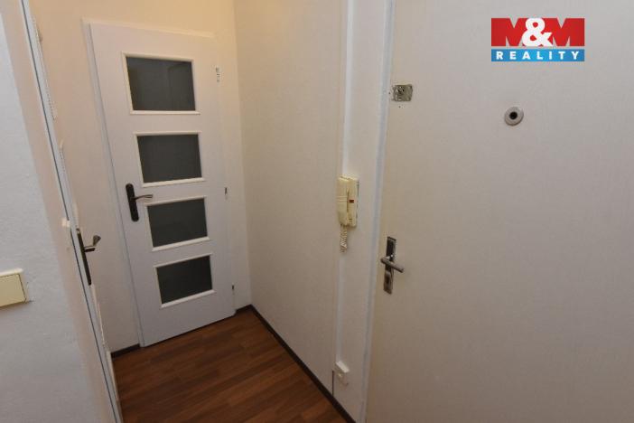 Pronájem bytu 1+1, Milovice - Mladá, Armádní, 35 m2