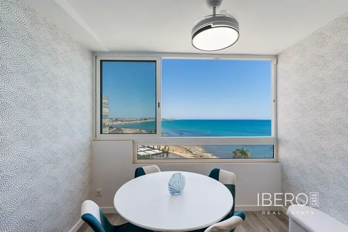 Prodej bytu 2+kk, Algeciras, Španělsko, Calle Cabo Cervera, 34 m2