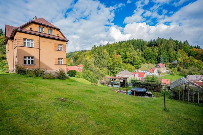 Prodej rodinného domu, Tanvald, Komenského, 600 m2