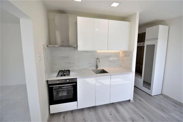 Prodej bytu 1+1, Děčín, Jezdecká, 37 m2