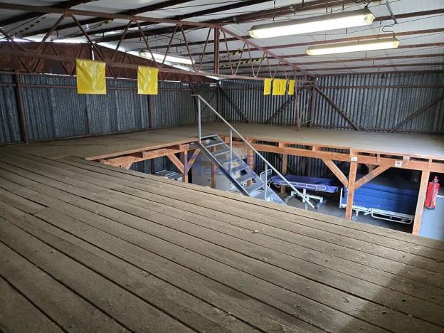 Pronájem skladu, Hradec Králové, Pražská třída, 120 m2