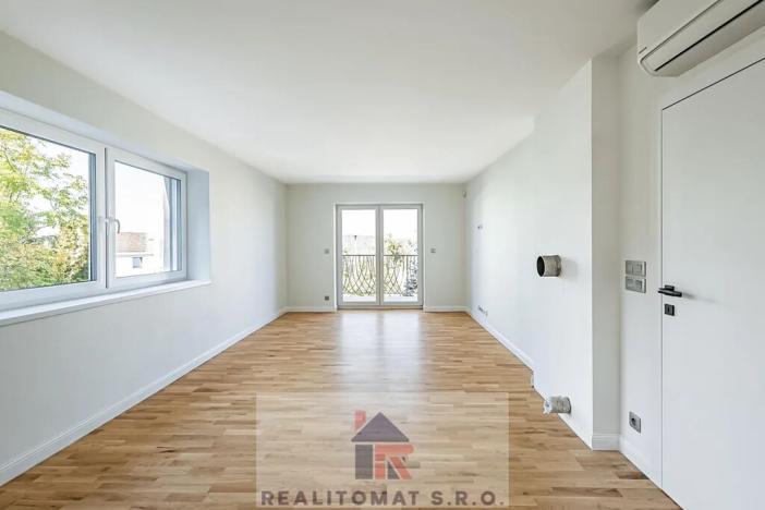 Prodej bytu 4+kk, Praha - Komořany, Pod lesem, 127 m2