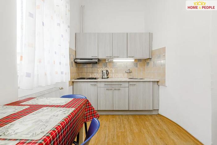 Prodej restaurace, Karlovy Vary, Merklínská, 700 m2