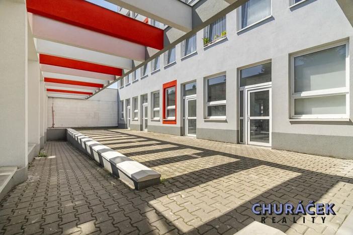 Prodej obchodního prostoru, Čelákovice, Sokolovská, 463 m2