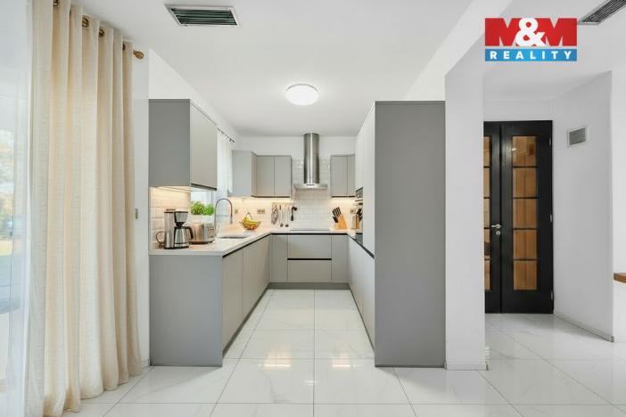 Prodej rodinného domu, Rajhrad, Dobrovského, 206 m2