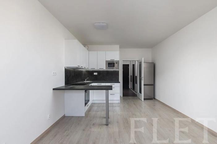 Pronájem bytu 1+kk, Praha - Letňany, Škrábkových, 31 m2