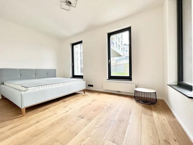 Pronájem bytu 2+kk, Praha - Smíchov, Grafická, 70 m2