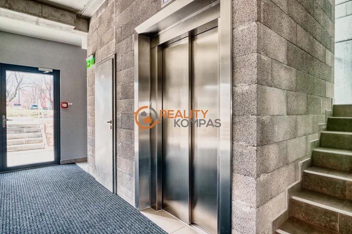 Pronájem bytu 2+kk, Hodonín, Smetanova, 45 m2