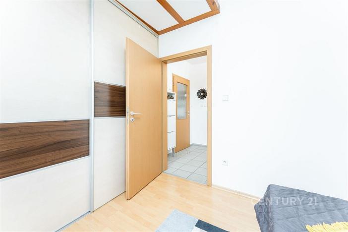 Pronájem bytu 2+kk, Praha, Bohdanečská, 47 m2