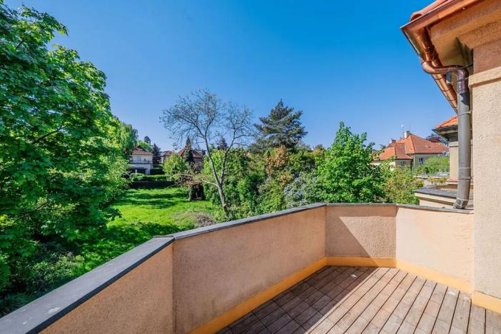 Pronájem vily, Praha - Střešovice, Cukrovarnická, 227 m2