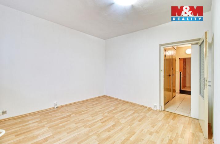 Prodej bytu 3+1, Karlovy Vary, U Koupaliště, 70 m2