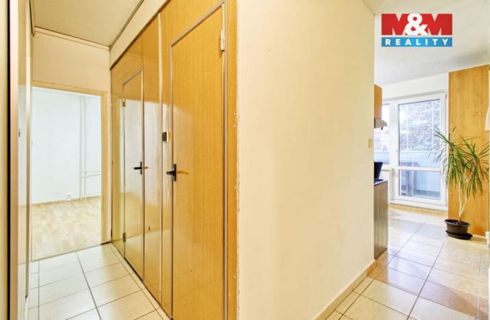 Prodej bytu 3+1, Karlovy Vary, U Koupaliště, 70 m2