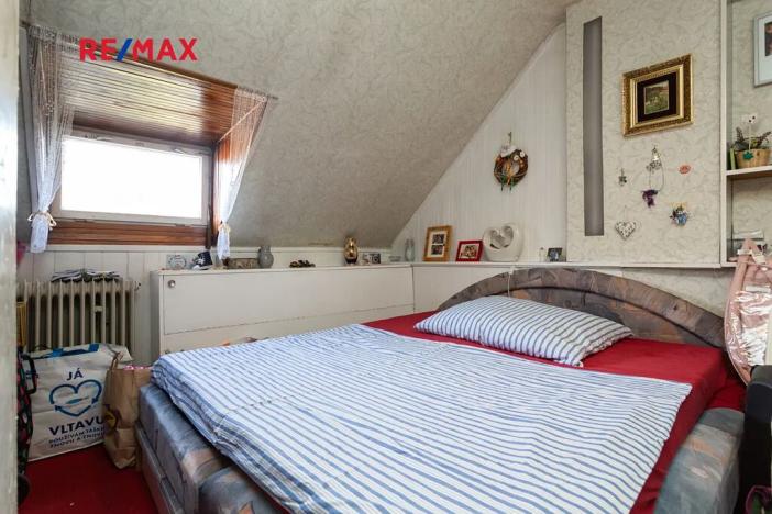 Prodej rodinného domu, Kamenné Žehrovice, Karlovarská třída, 120 m2