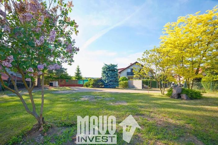 Prodej pozemku pro bydlení, Praha - Lipence, U žlábku, 972 m2