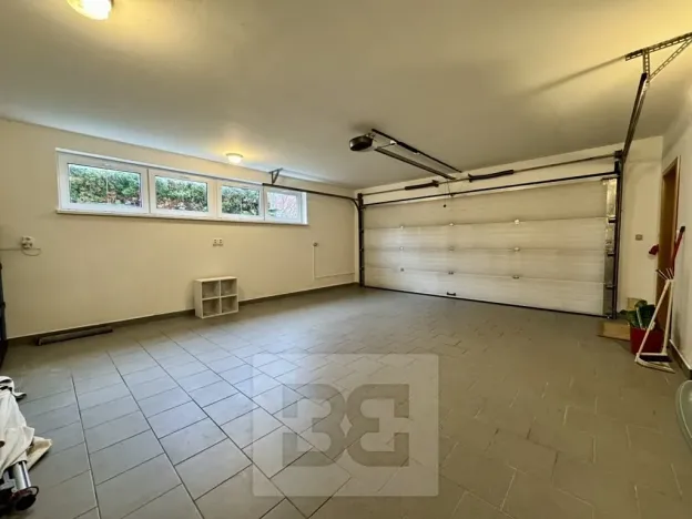 Pronájem rodinného domu, Česká, 200 m2