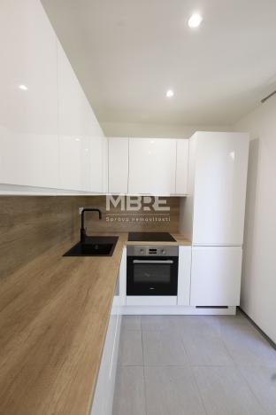 Pronájem bytu 2+1, Karviná - Hranice, Mendelova, 55 m2