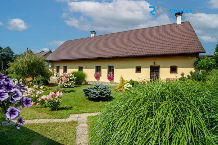 Prodej rodinného domu, Kozlovice, 283 m2