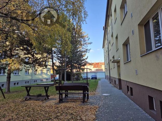 Prodej bytu 2+1, Slavkov u Brna, sídliště Nádražní, 58 m2