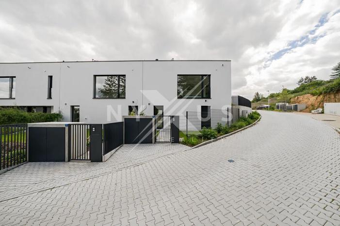 Prodej rodinného domu, Praha - Lysolaje, K Housličkám, 250 m2