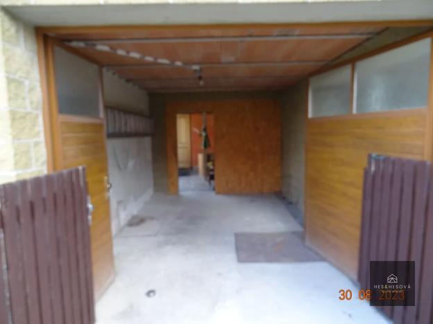 Prodej bytu 3+1, Zbuzany, U Kovárny, 100 m2