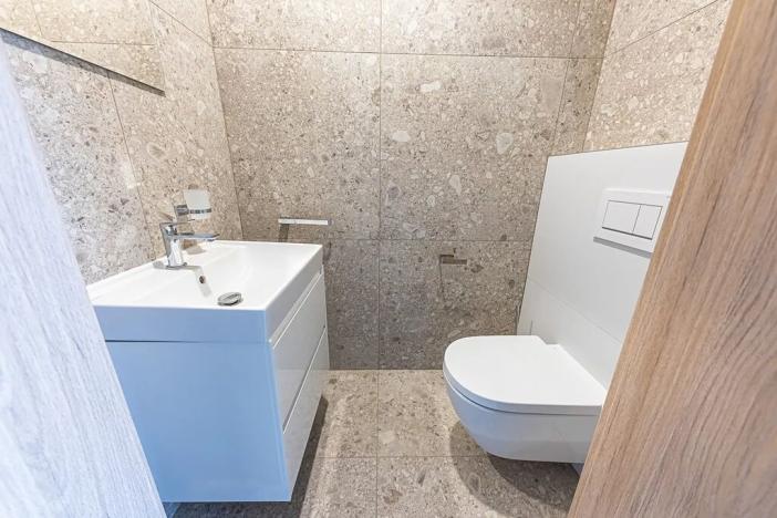 Pronájem bytu 2+kk, Praha - Nusle, Svatoslavova, 49 m2