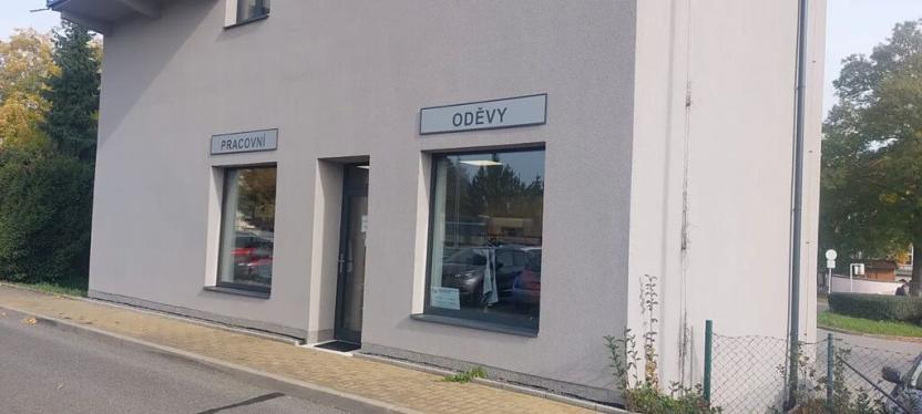 Pronájem obchodního prostoru, Uherské Hradiště, Stojanova, 76 m2