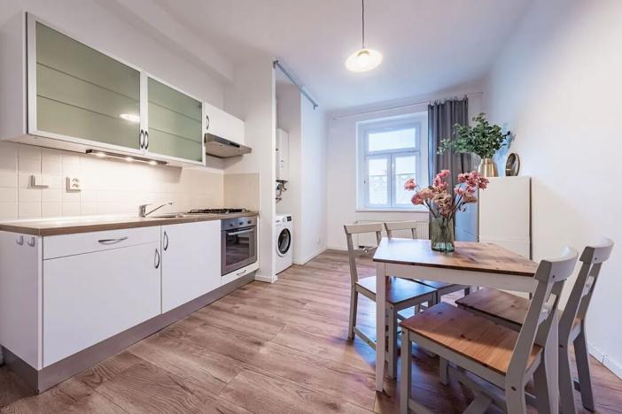 Prodej bytu 2+1, Praha - Libeň, Drahobejlova, 65 m2