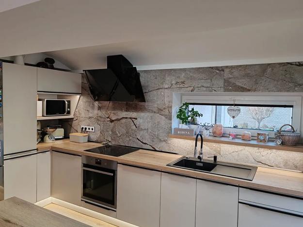 Prodej rodinného domu, Jindřichovice pod Smrkem, 205 m2