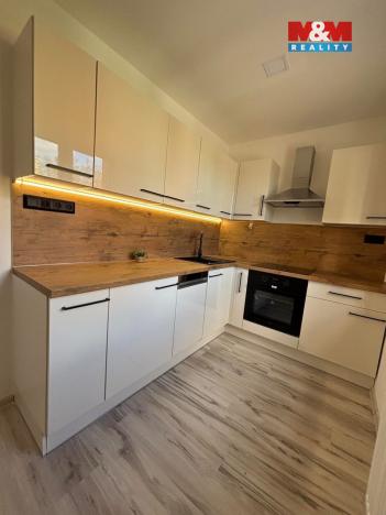 Prodej bytu 3+1, Karviná - Ráj, Sovova, 57 m2