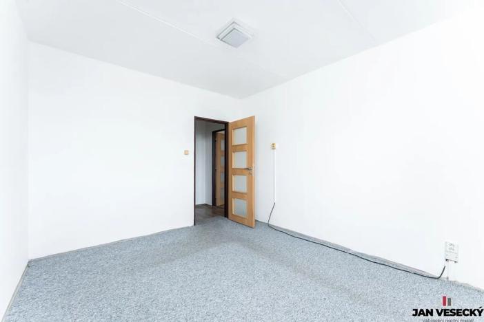 Prodej bytu 3+1, Praha - Horní Počernice, Lhotská, 73 m2