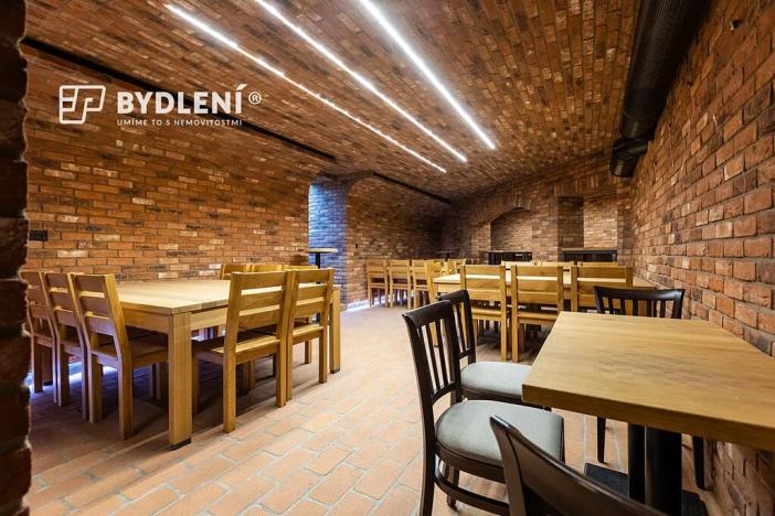 Prodej restaurace, Teplice, U radnice, 340 m2