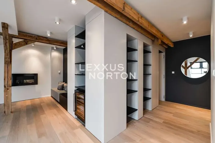 Pronájem bytu 3+kk, Praha - Vinohrady, náměstí Jiřího z Poděbrad, 156 m2