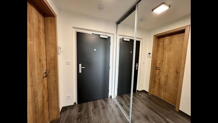 Pronájem bytu 2+kk, Hradec Králové, Kubelíkova, 54 m2