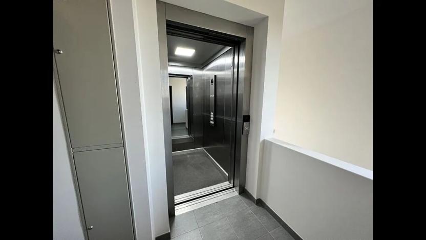 Pronájem bytu 2+kk, Hradec Králové, Kubelíkova, 54 m2