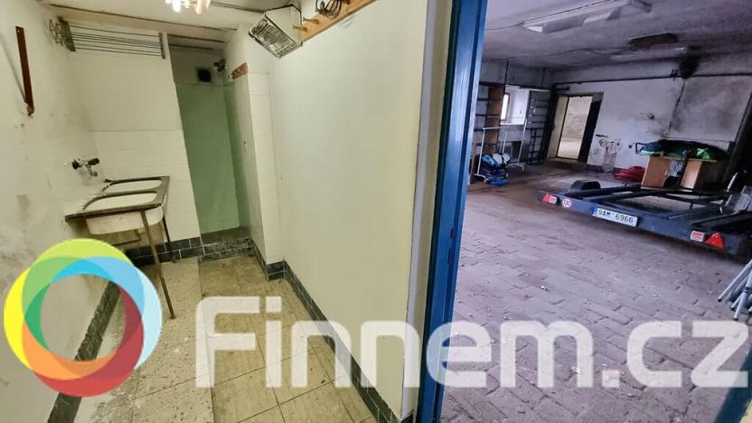 Pronájem skladu, Praha - Ruzyně, Staré náměstí, 160 m2