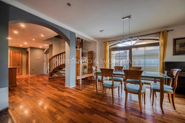 Prodej rodinného domu, Klínec, 345 m2