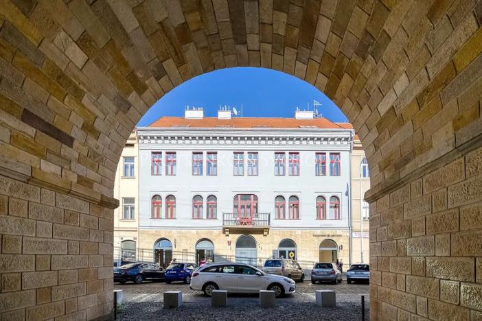Prodej bytu 2+kk, Praha - Karlín, Prvního pluku, 73 m2