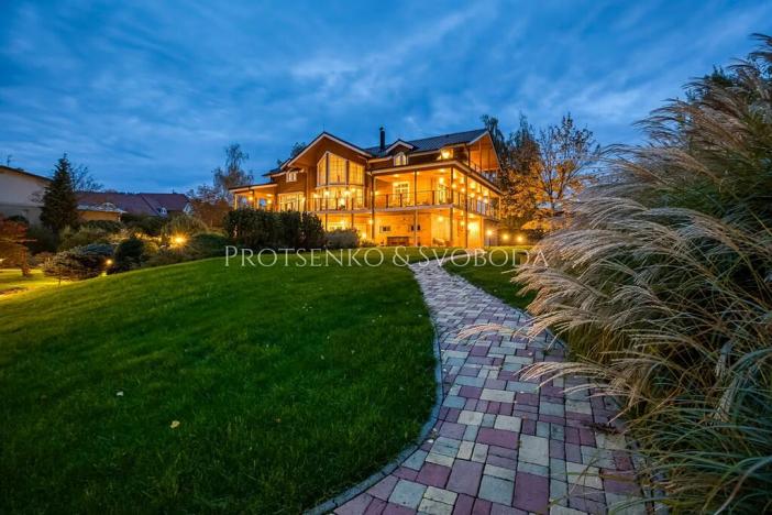 Prodej rodinného domu, Dublovice, 750 m2