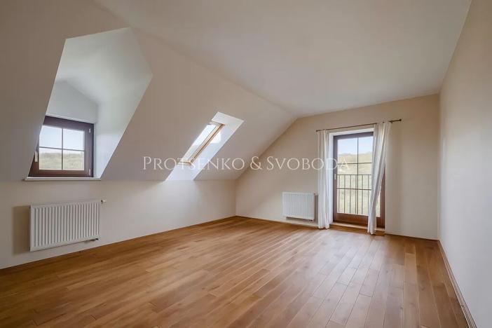 Prodej rodinného domu, Mořina, 239 m2