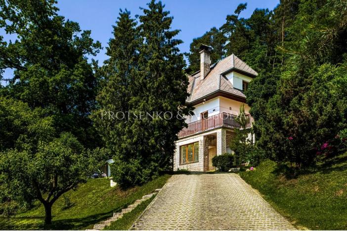 Prodej ubytování, Mnichovice, Nad rybníkem, 312 m2