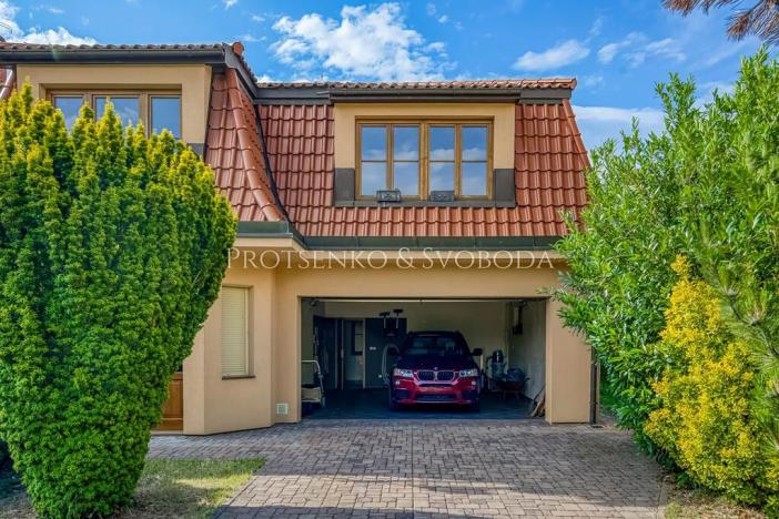 Prodej kanceláře, Vestec, Průběžná, 427 m2