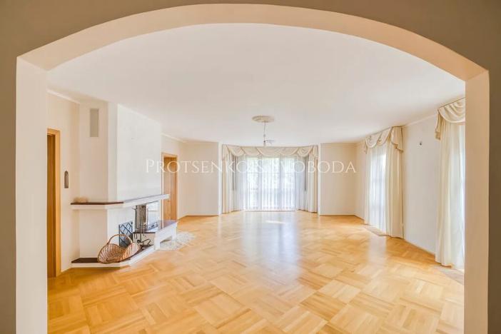 Prodej kanceláře, Vestec, Průběžná, 427 m2